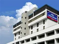 Hotel Howard Johnson Isla Verde Carolina